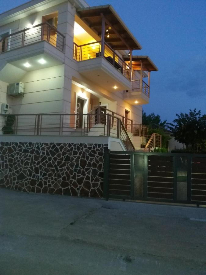 Appartamento Casa Loutsiano Sívota Esterno foto